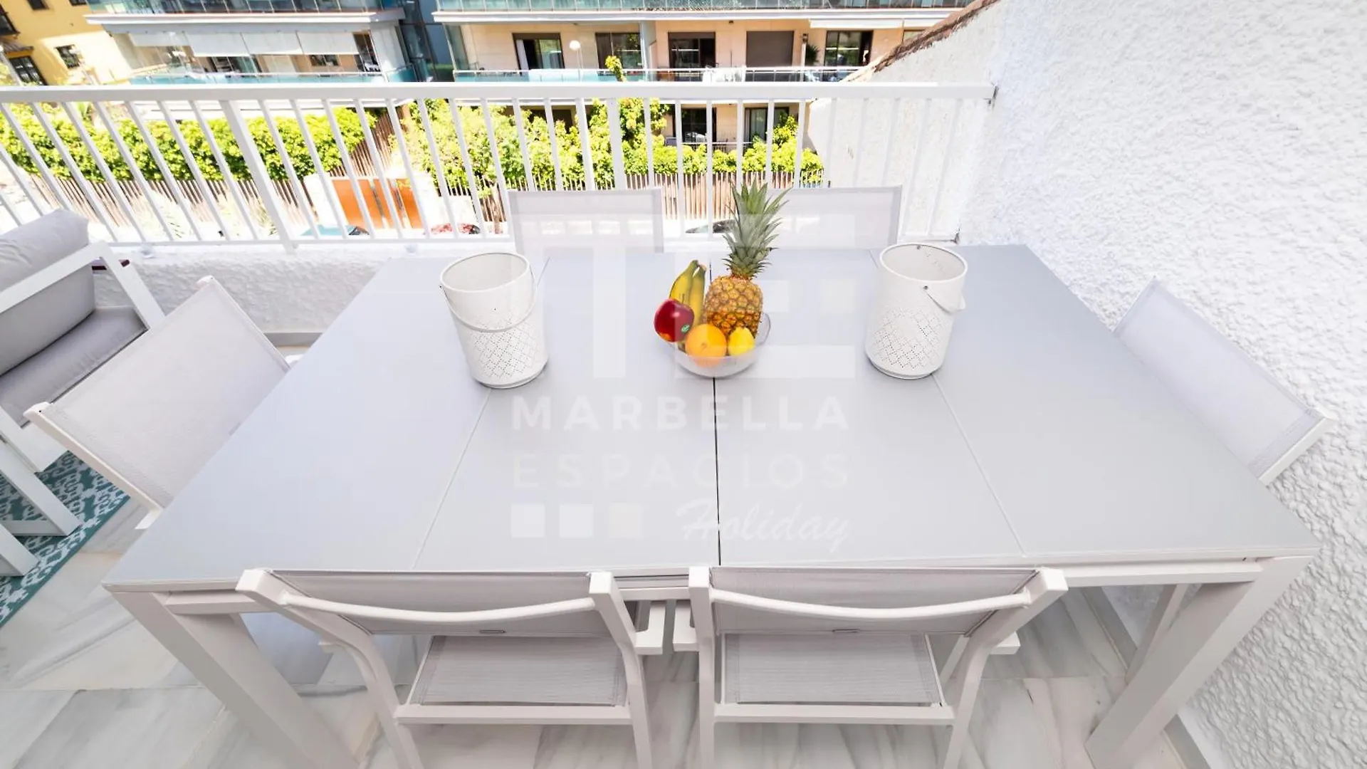 Apartment 751, Renovated 2 Beedroom Apartment, Second Line Of The Beach, Wifi, Parkinging Marbella