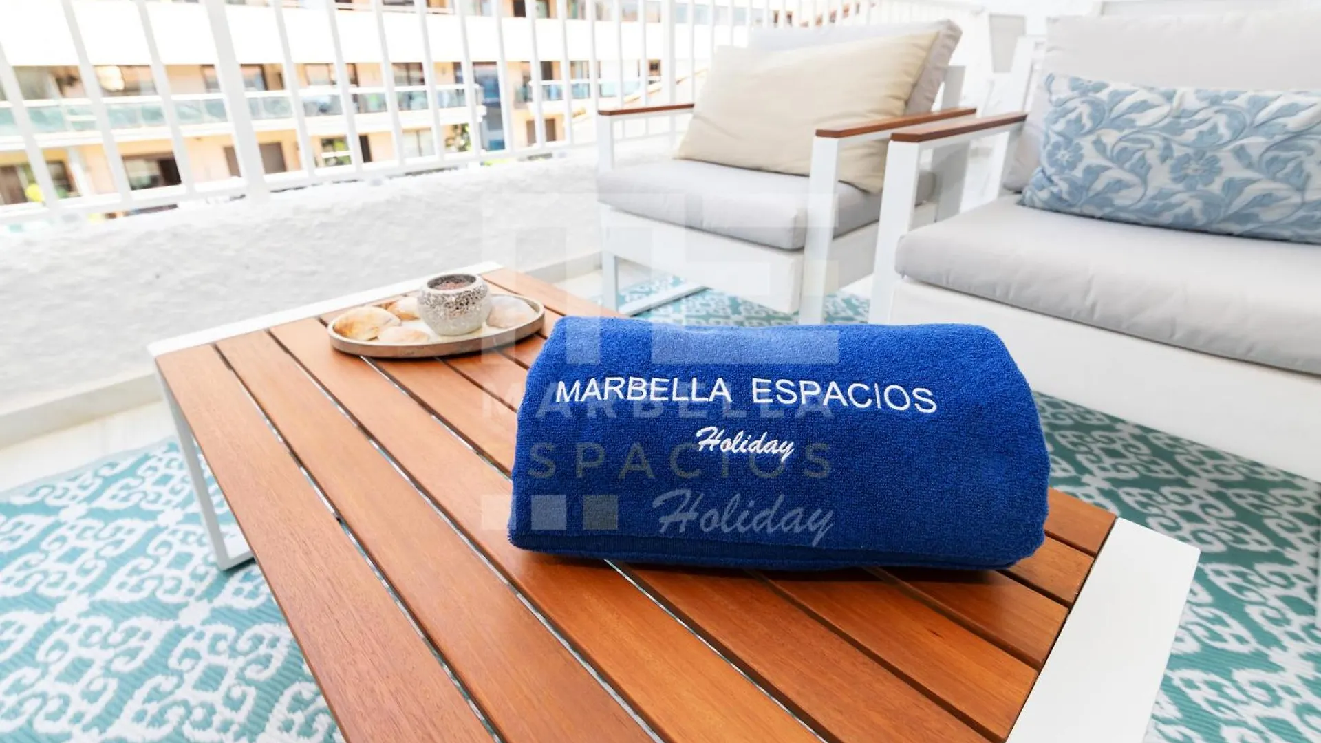 Apartment 751, Renovated 2 Beedroom Apartment, Second Line Of The Beach, Wifi, Parkinging Marbella