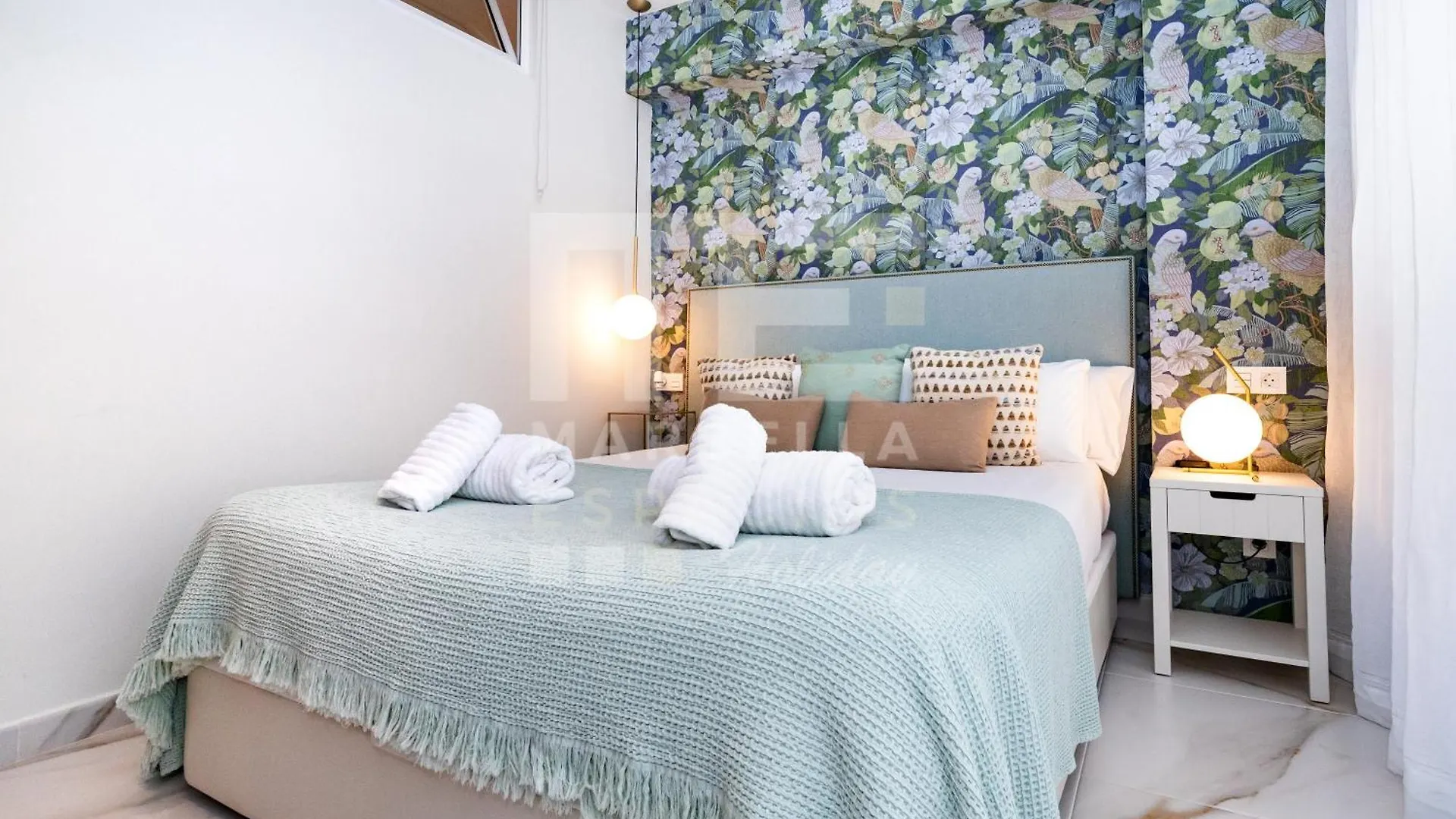 751, Renovated 2 Beedroom Apartment, Second Line Of The Beach, Wifi, Parkinging Marbella 0*,  Spain